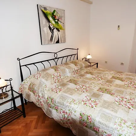 Nede 3 Apartment Podgora (Split-Dalmatia)