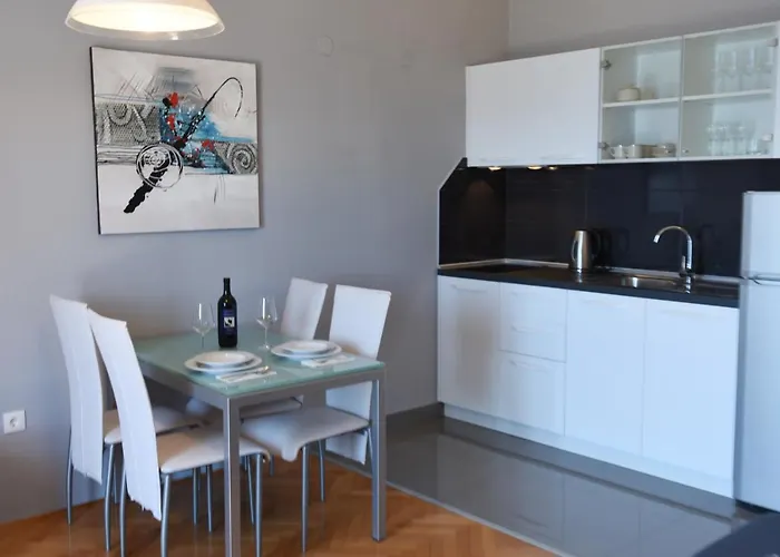 Nede 3 Podgora (Split-Dalmatia)