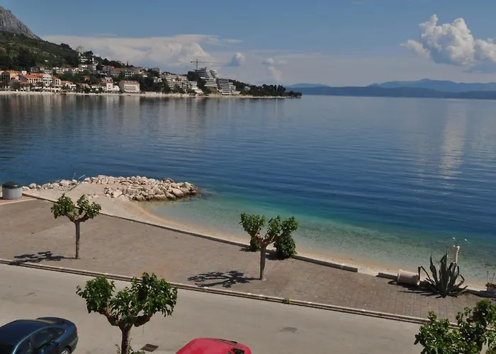 Nede 3 * Podgora (Split-Dalmatia)